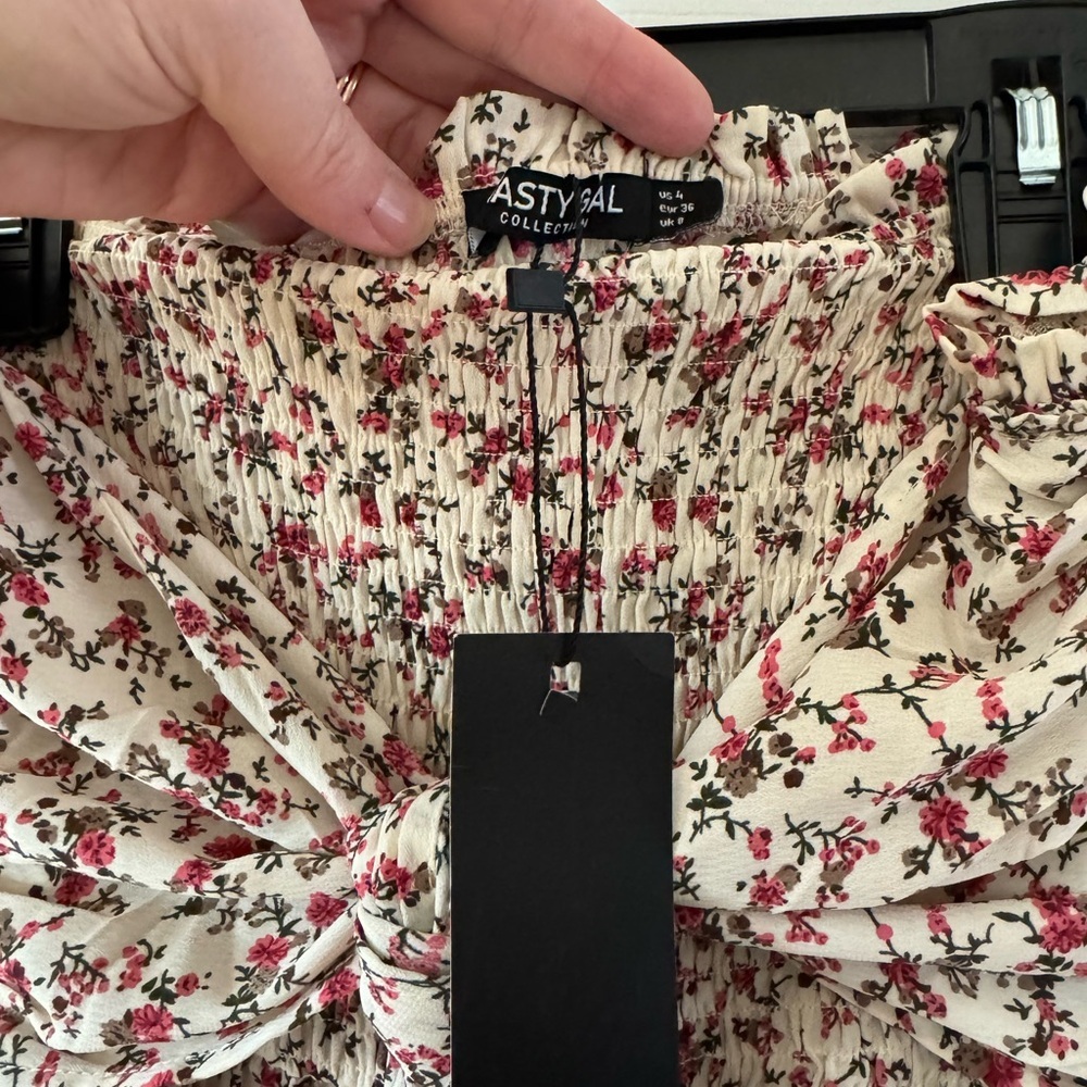 NWT‎ Nasty Gal In Bloom Floral Strapless Romper Size 4 - Picture 9 of 13